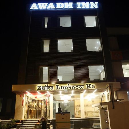 Awadh Inn Noida Exterior photo
